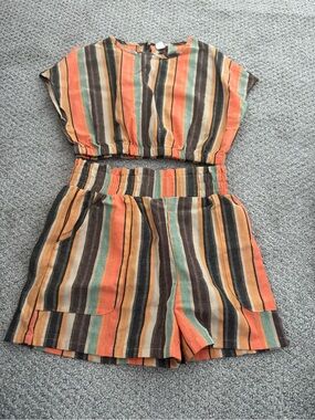 Striped Multicolor Elastic-Waist Women’s Shorts - Casual Summer